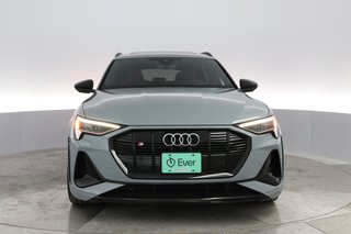 2023 Audi e-tron — photo 6 of 25