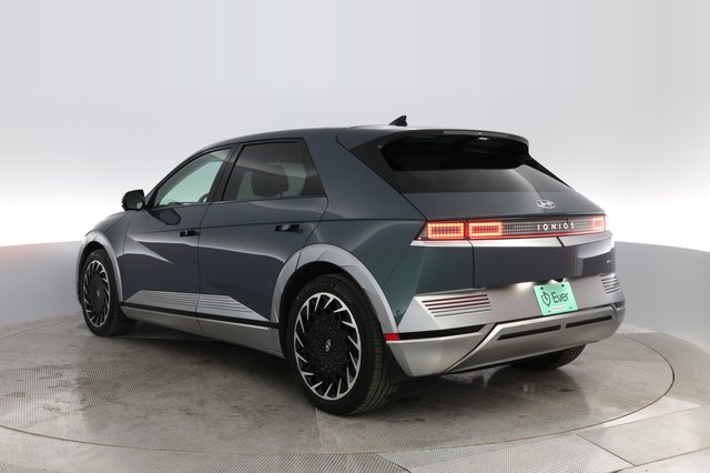 2023 Hyundai IONIQ 5 — photo 10 of 29