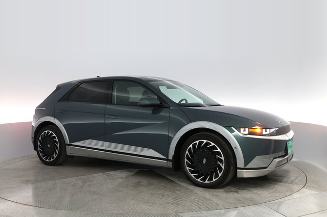 2023 Hyundai IONIQ 5 — photo 8 of 29