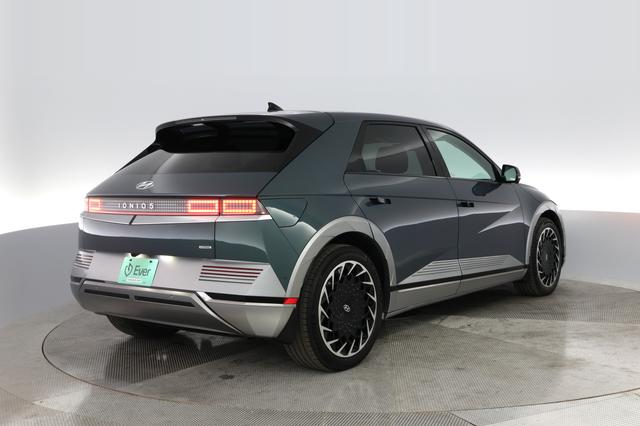 2023 Hyundai IONIQ 5 — photo 2 of 29