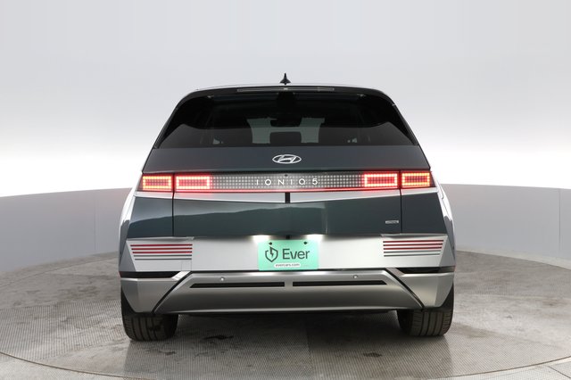 2023 Hyundai IONIQ 5 — photo 9 of 29