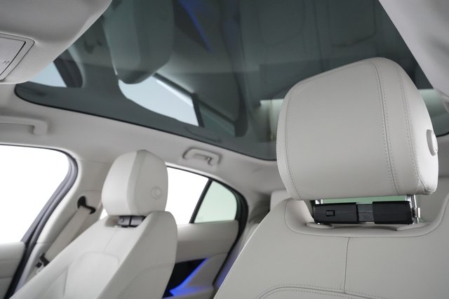 2019 Jaguar I-Pace — photo 23 of 26