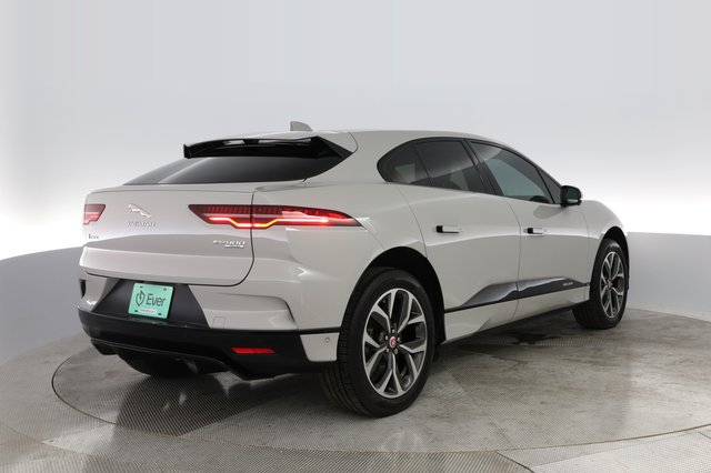 2019 Jaguar I-Pace — photo 2 of 26