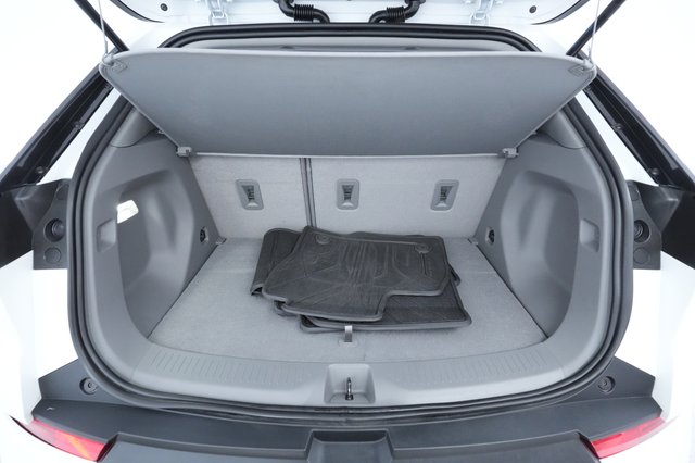 2023 Chevrolet Bolt EUV — photo 21 of 30