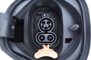 2023 Chevrolet Bolt EUV — photo 22 of 30
