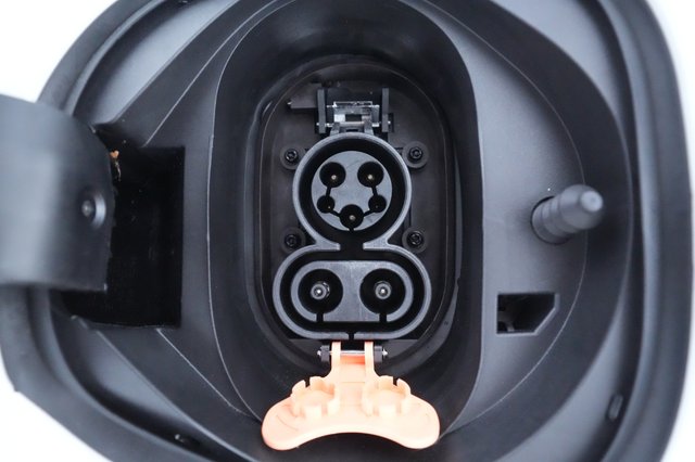 2023 Chevrolet Bolt EUV — photo 22 of 30