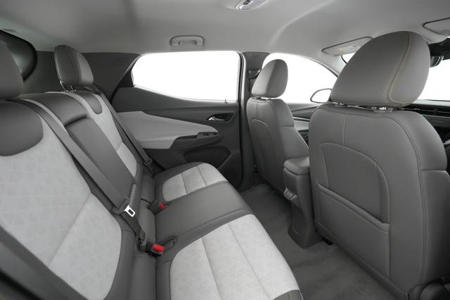2023 Chevrolet Bolt EUV — photo 3 of 29
