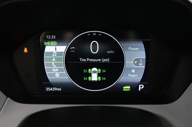 2023 Chevrolet Bolt EUV — photo 4 of 29