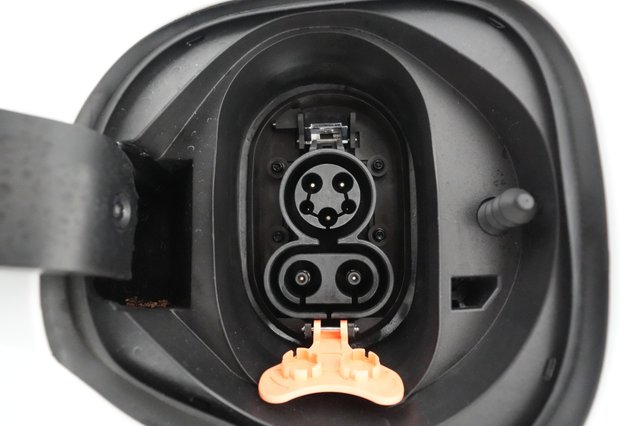 2023 Chevrolet Bolt EUV — photo 22 of 29