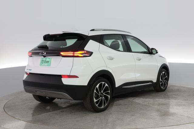 2023 Chevrolet Bolt EUV — photo 2 of 29