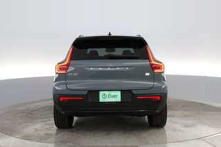 2023 Volvo XC40 Recharge — photo 9 of 21