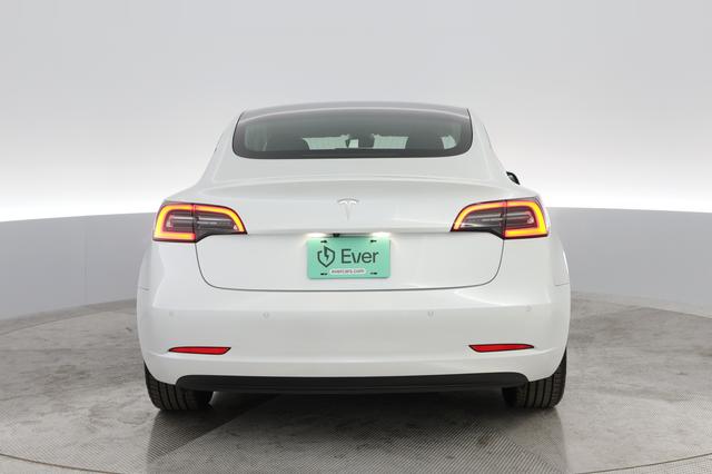 2019 Tesla Model 3 — photo 10 of 34