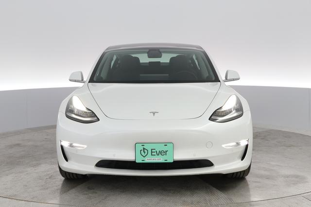 2019 Tesla Model 3 — photo 6 of 34