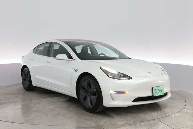2019 Tesla Model 3 — photo 7 of 34
