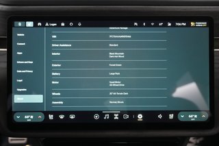 2022 Rivian R1T — photo 15 of 18