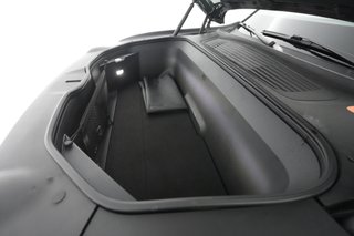 2022 Rivian R1T — photo 17 of 18