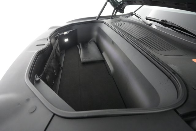 2022 Rivian R1T — photo 17 of 18