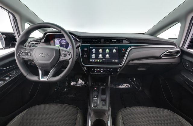 2023 Chevrolet Bolt EV — photo 19 of 23