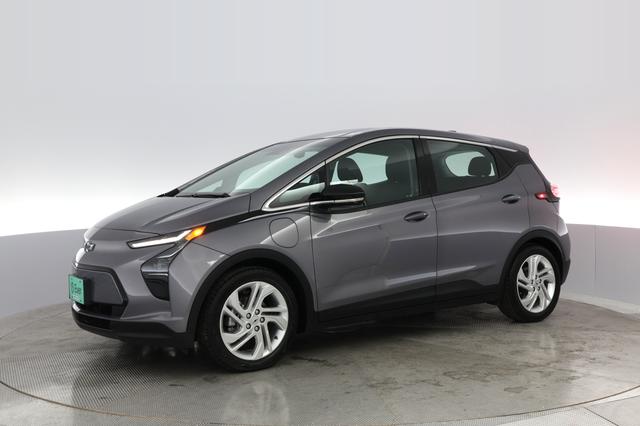 2023 Chevrolet Bolt EV — photo 10 of 23