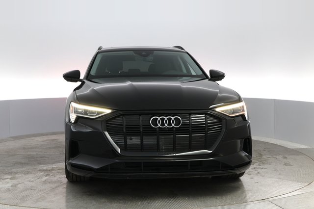 2021 Audi e-tron — photo 6 of 20
