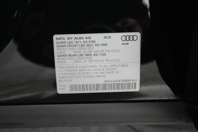 2021 Audi e-tron — photo 13 of 20