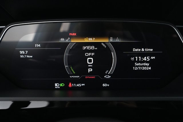 2021 Audi e-tron — photo 3 of 20