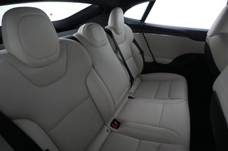 2022 Tesla Model S — photo 3 of 24