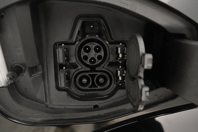 2023 Nissan Ariya — photo 19 of 21