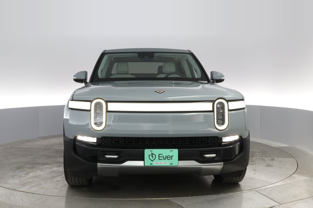 2022 Rivian R1T — photo 6 of 26