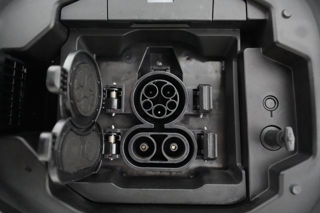 2023 Toyota bZ4X — photo 20 of 24