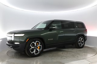 2023 Rivian R1S — photo 10 of 28
