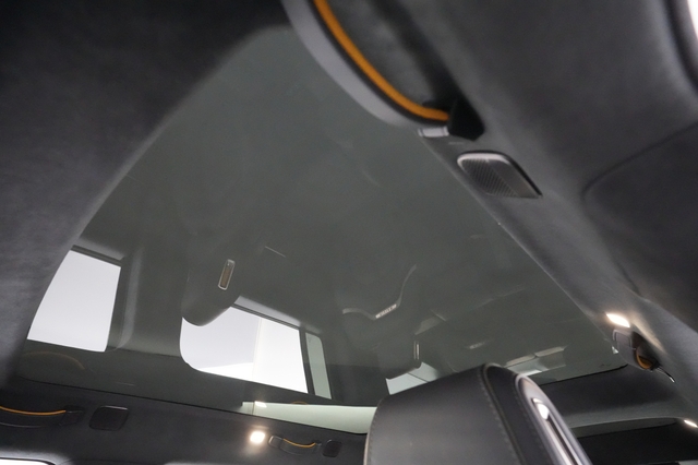 2023 Rivian R1S