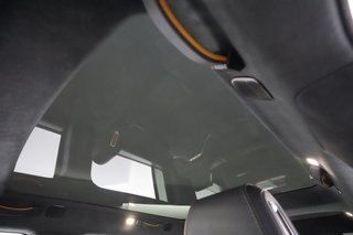 2023 Rivian R1S — photo 19 of 28