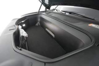 2023 Rivian R1S — photo 22 of 28