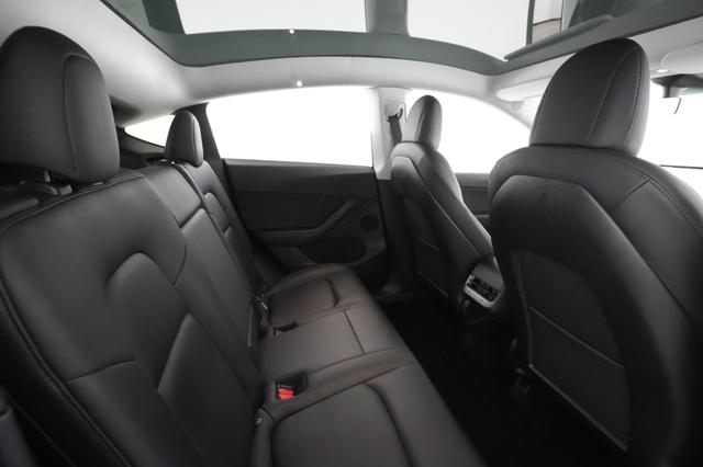 2020 Tesla Model Y — photo 4 of 36
