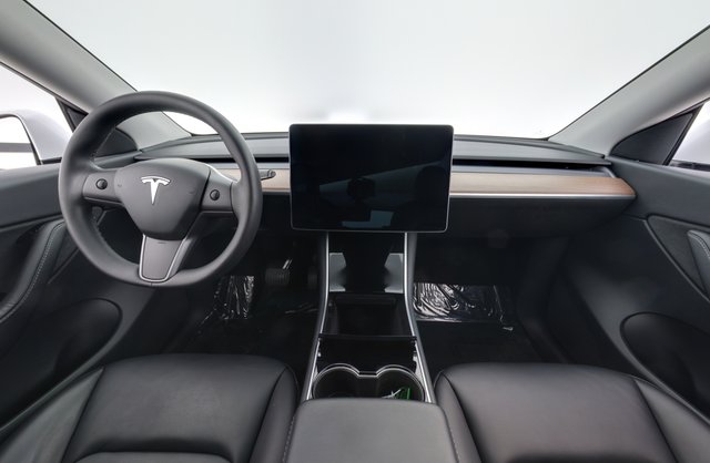 2020 Tesla Model Y — photo 22 of 36