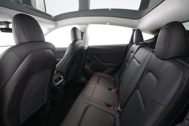 2020 Tesla Model Y — photo 19 of 36