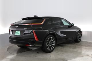2024 Cadillac LYRIQ — photo 2 of 28