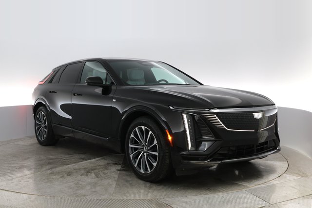 2024 Cadillac LYRIQ — photo 7 of 28