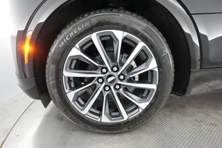 2024 Cadillac LYRIQ — photo 13 of 28