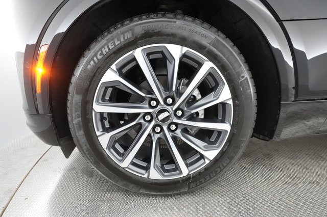 2024 Cadillac LYRIQ — photo 13 of 28