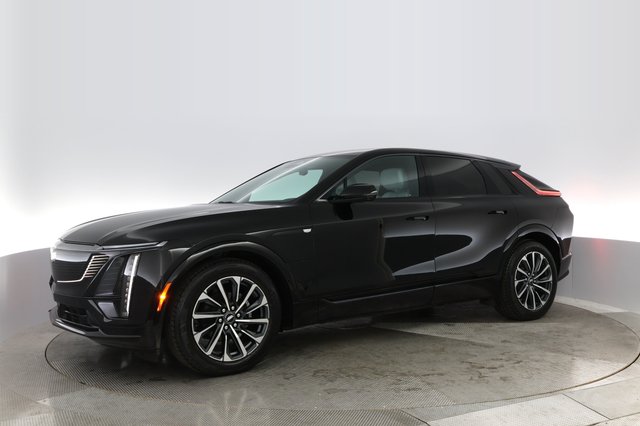 2024 Cadillac LYRIQ — photo 12 of 28