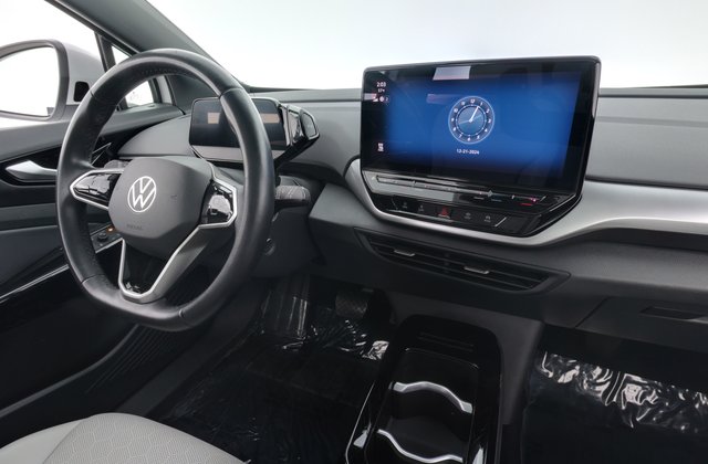 2021 Volkswagen ID.4 — photo 3 of 27