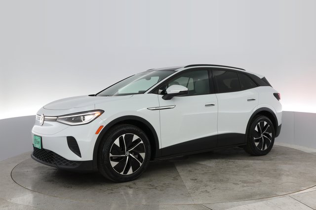 2021 Volkswagen ID.4 — photo 13 of 27