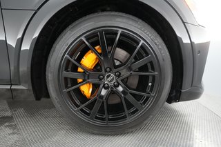 2022 Audi e-tron — photo 15 of 28