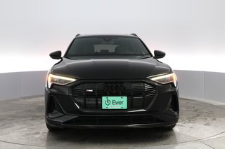 2022 Audi e-tron — photo 6 of 28