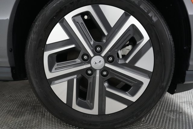 2022 Hyundai Kona — photo 13 of 20