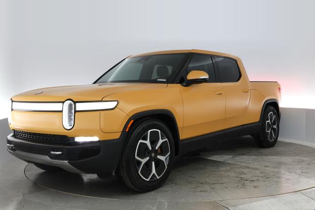 2022 Rivian R1T — photo 5 of 39