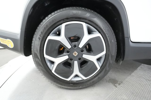 2022 Rivian R1T — photo 14 of 28