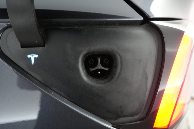 2020 Tesla Model Y — photo 19 of 22